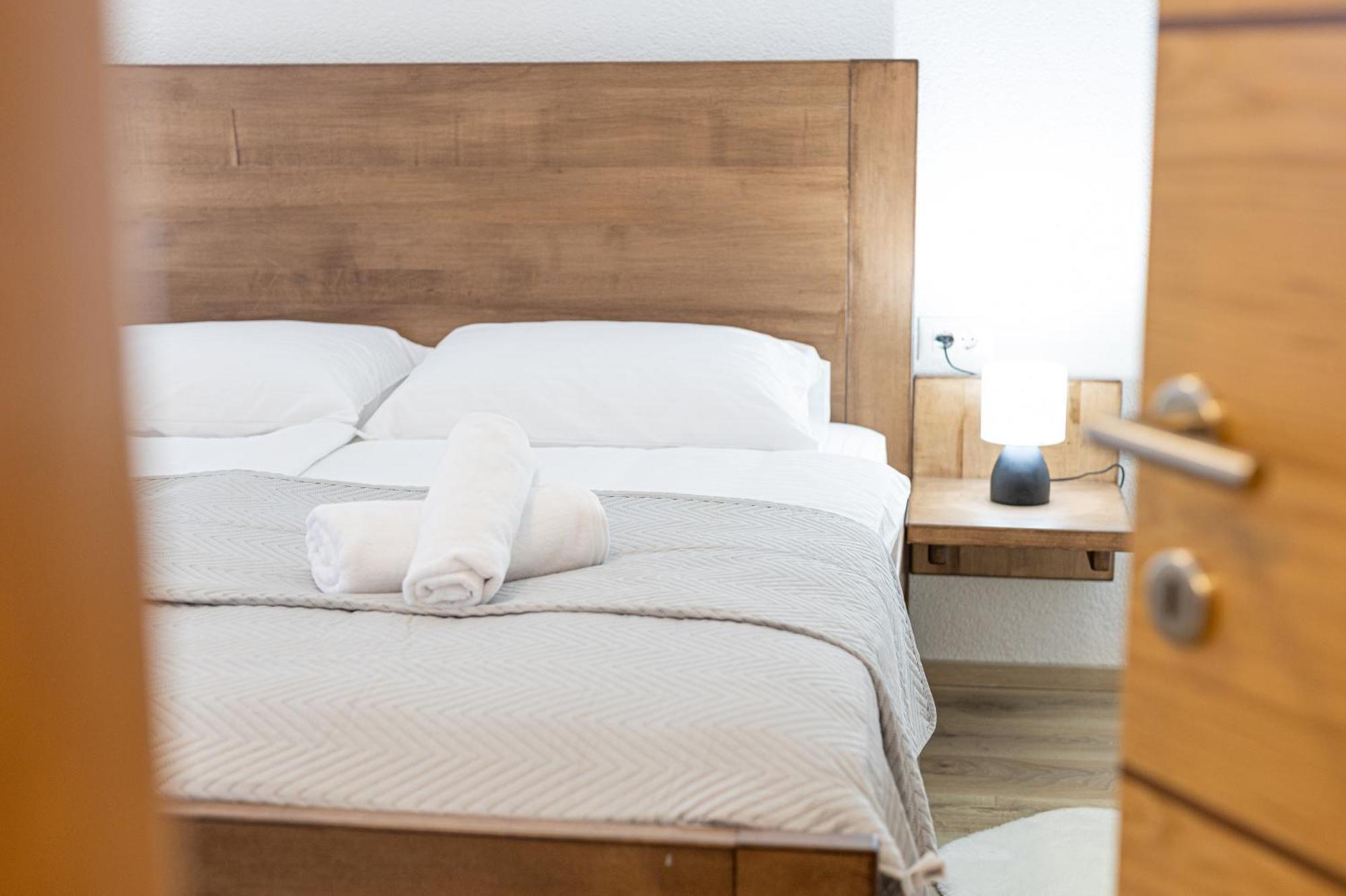 Apartmani Velebit Krasno Polje Εξωτερικό φωτογραφία